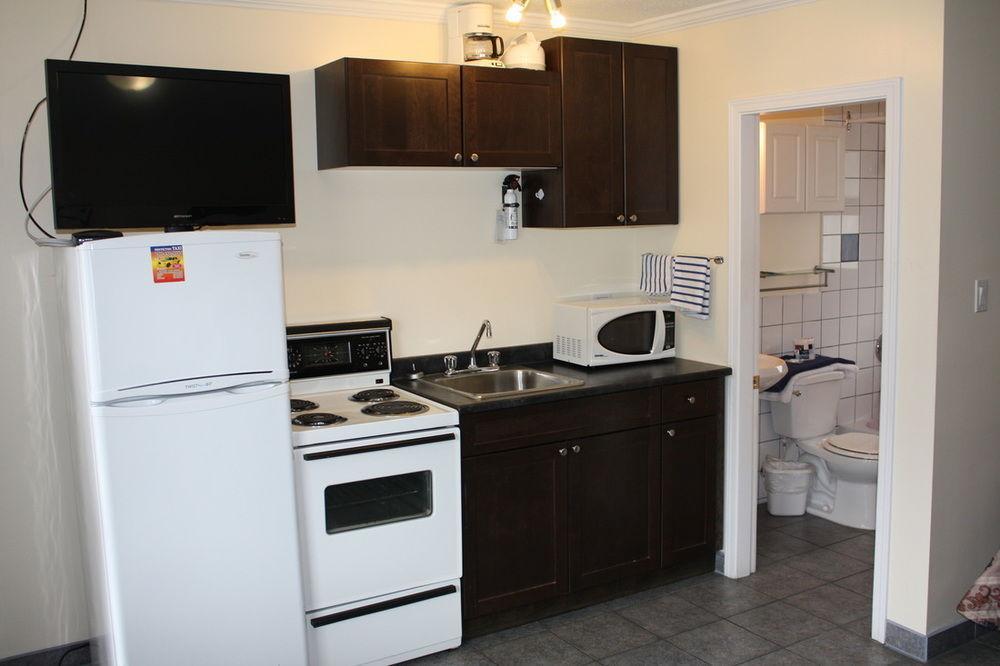 Sunny Beach Motel Penticton Esterno foto