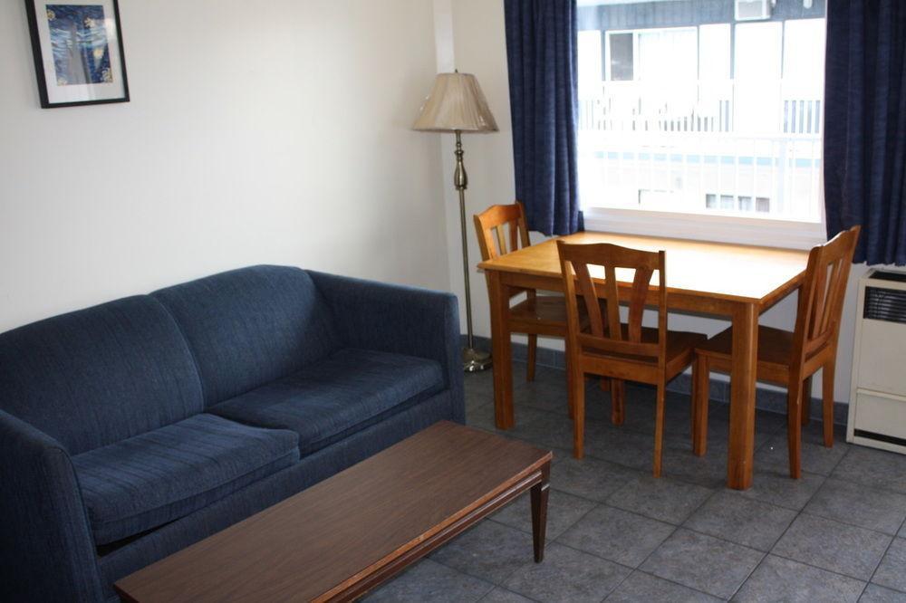 Sunny Beach Motel Penticton Esterno foto