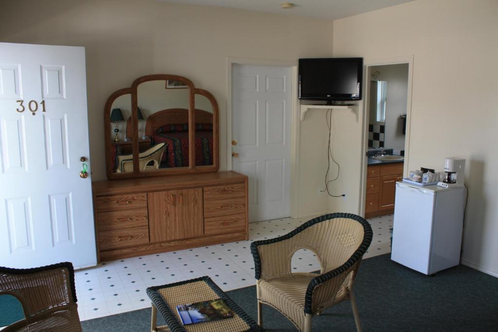 Sunny Beach Motel Penticton Esterno foto