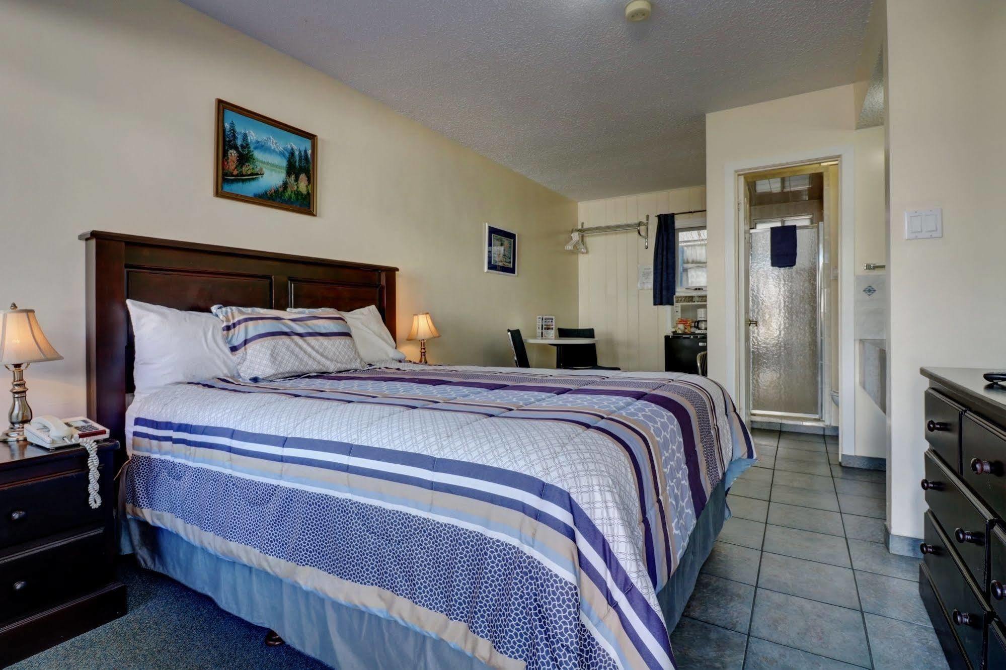 Sunny Beach Motel Penticton Esterno foto